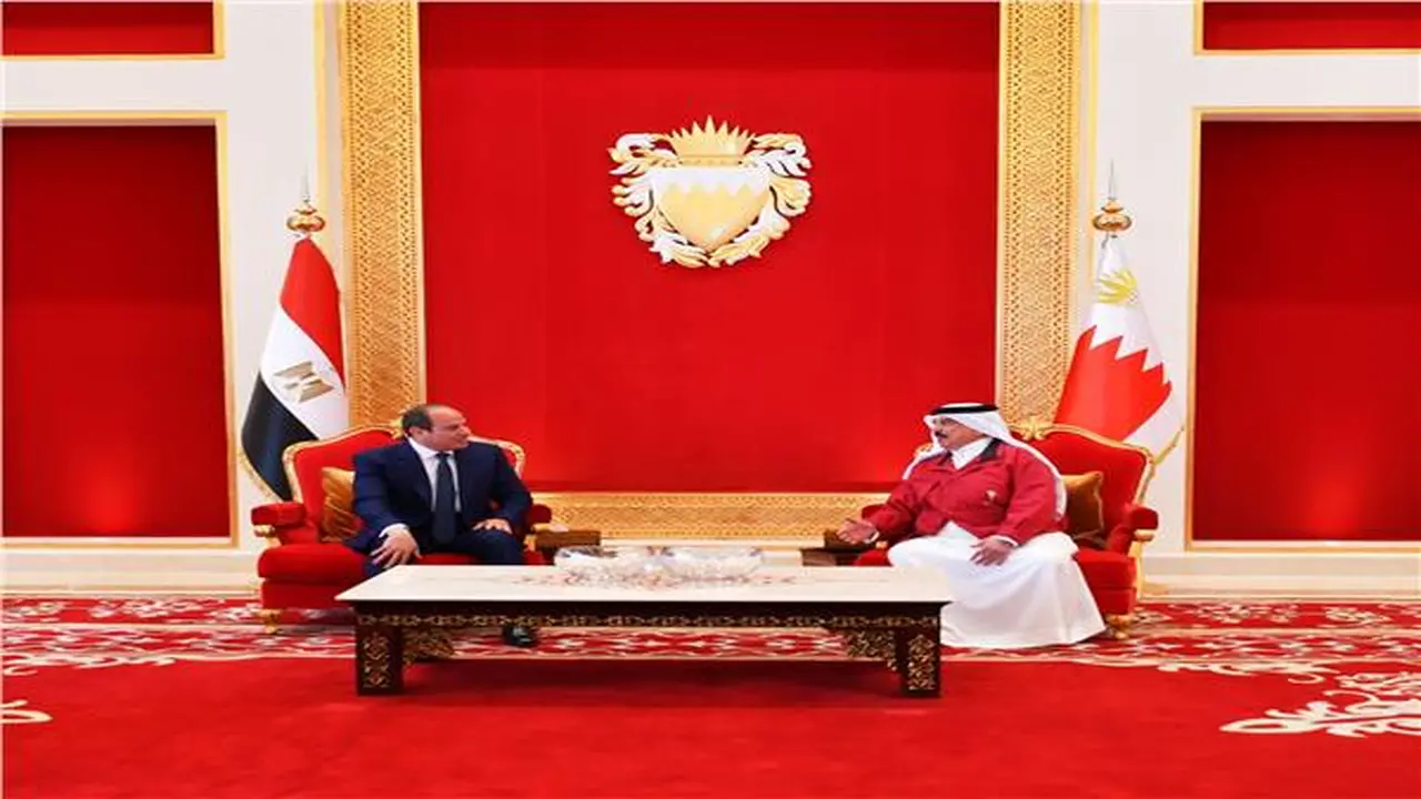 السيسي يؤكد من البحرين موقف مصر الثابت تجاه أمن واستقرار دول الخليج